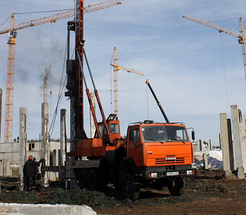 Копровые установки на автомобильном шасси
