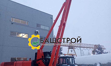 Трубоукладчик на базе гусеничного экскаватора Hitachi