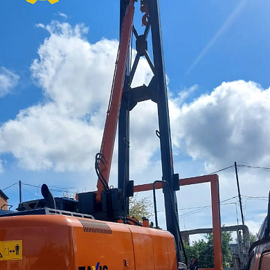 Съемное навесное устройство крана-трубоукладчика на экскаватор Hitachi ZX330